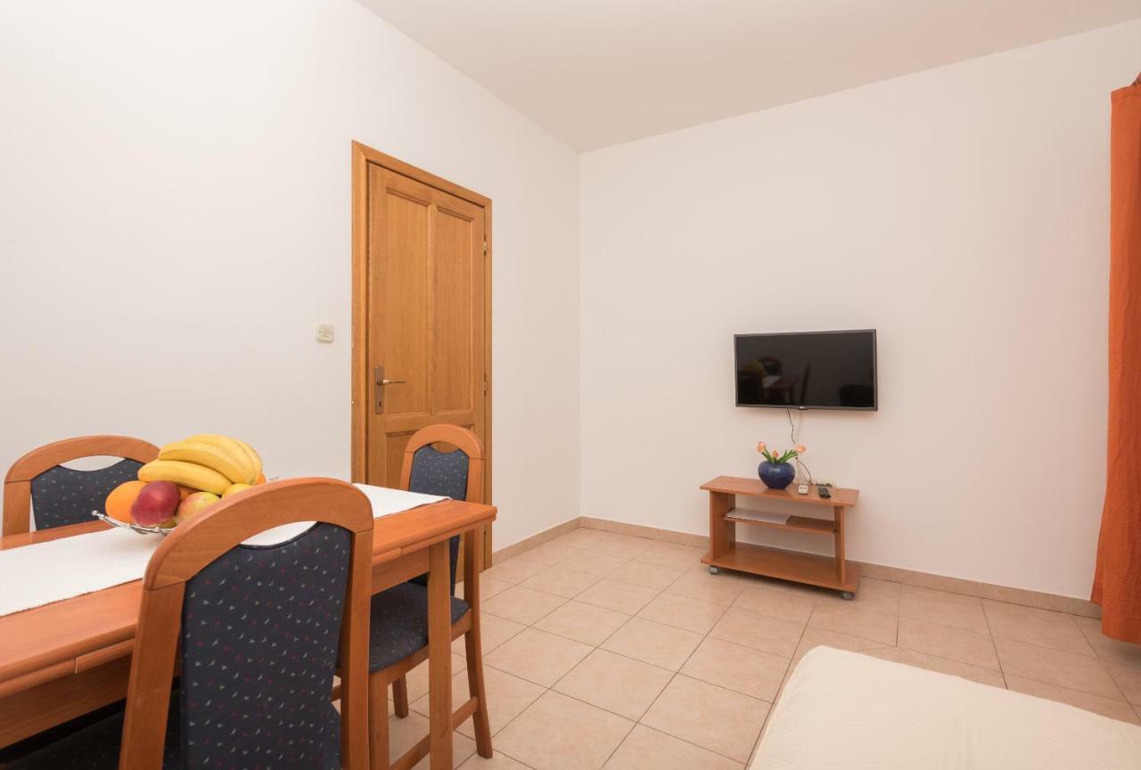 Villa Ivka Tučepi Eksteriør billede