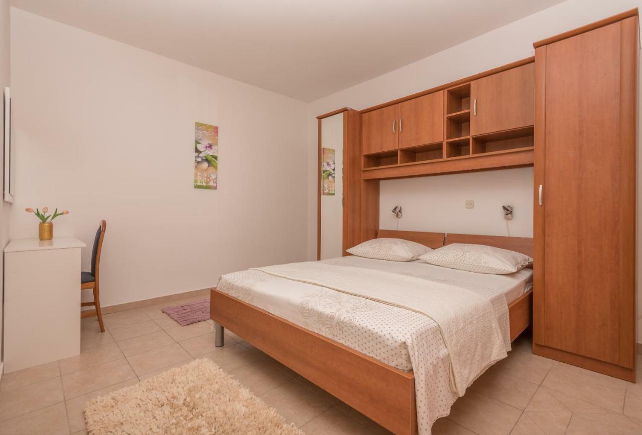 Villa Ivka Tučepi Eksteriør billede
