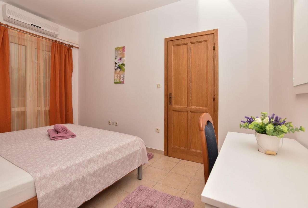 Villa Ivka Tučepi Eksteriør billede
